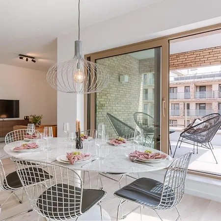 Huswell - Beautifully Decorated With Sunny Terrace Appartement