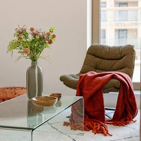 Appartement Huswell - Beautifully Decorated With Sunny Terrace