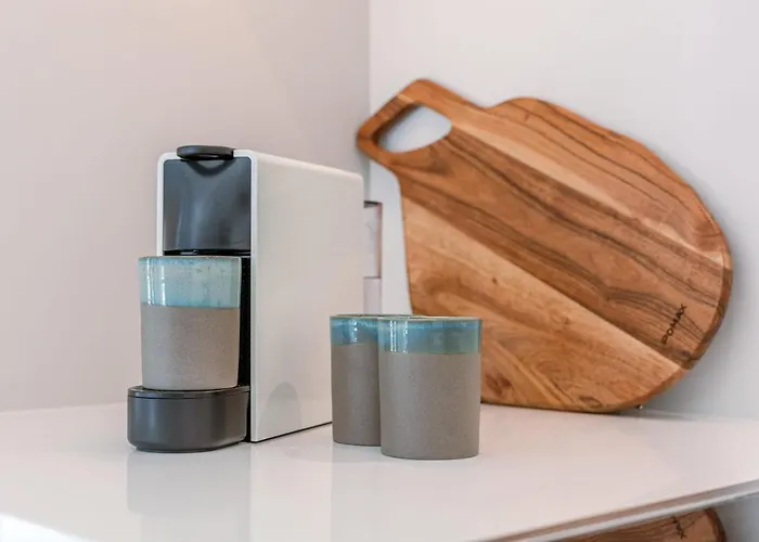 Huswell - Beautifully Decorated With Sunny Terrace Apartment *