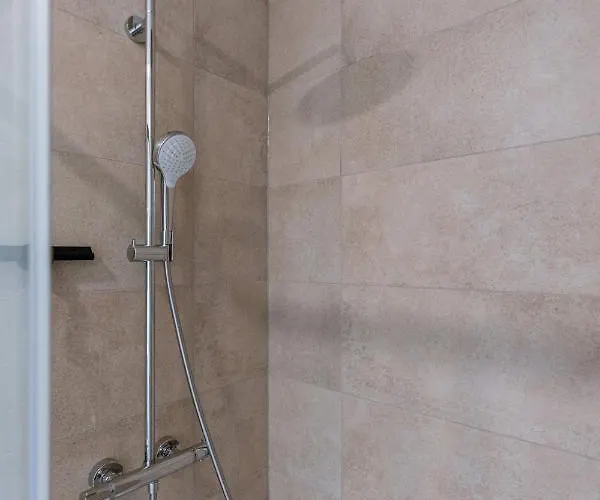 Apartment Huswell - Beautifully Decorated With Sunny Terrace *